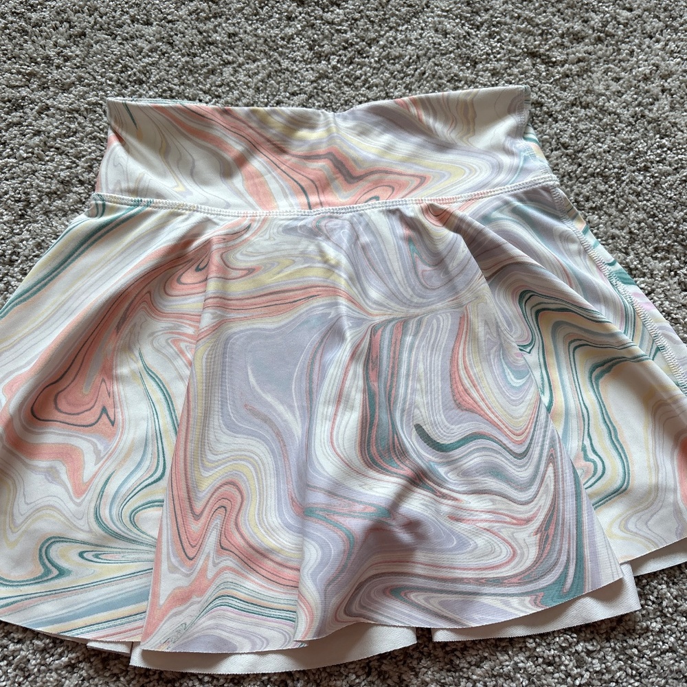Old Navy Active high rise girls skirt. Size 10-12